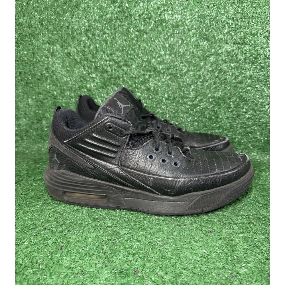 Air Jordan Max Aura 5 Mens Size 9.5 Black Basketball Shoes Sneakers DZ4353-001